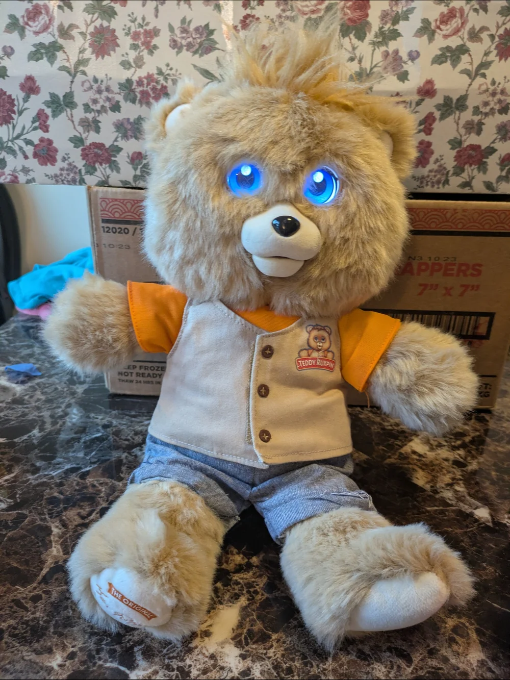 2017 teddy ruxpin Led eyes‎ collectible
